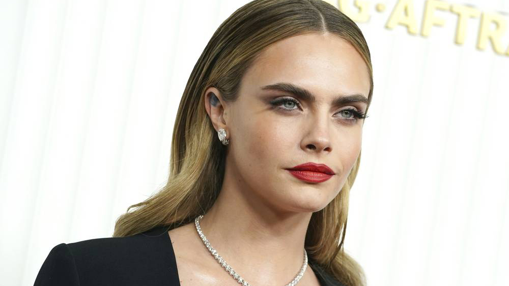 Cara Delevingne A Trailblazer in Fashion and Advocacy